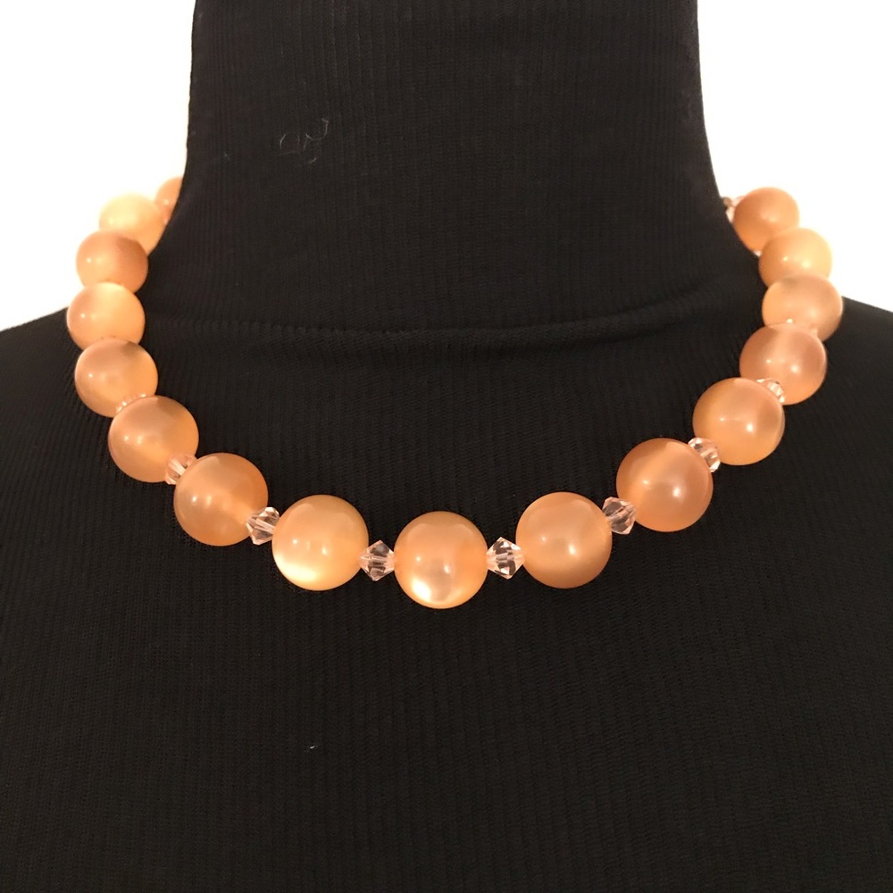 Vintage Peach Moonglow Beaded Necklace #953